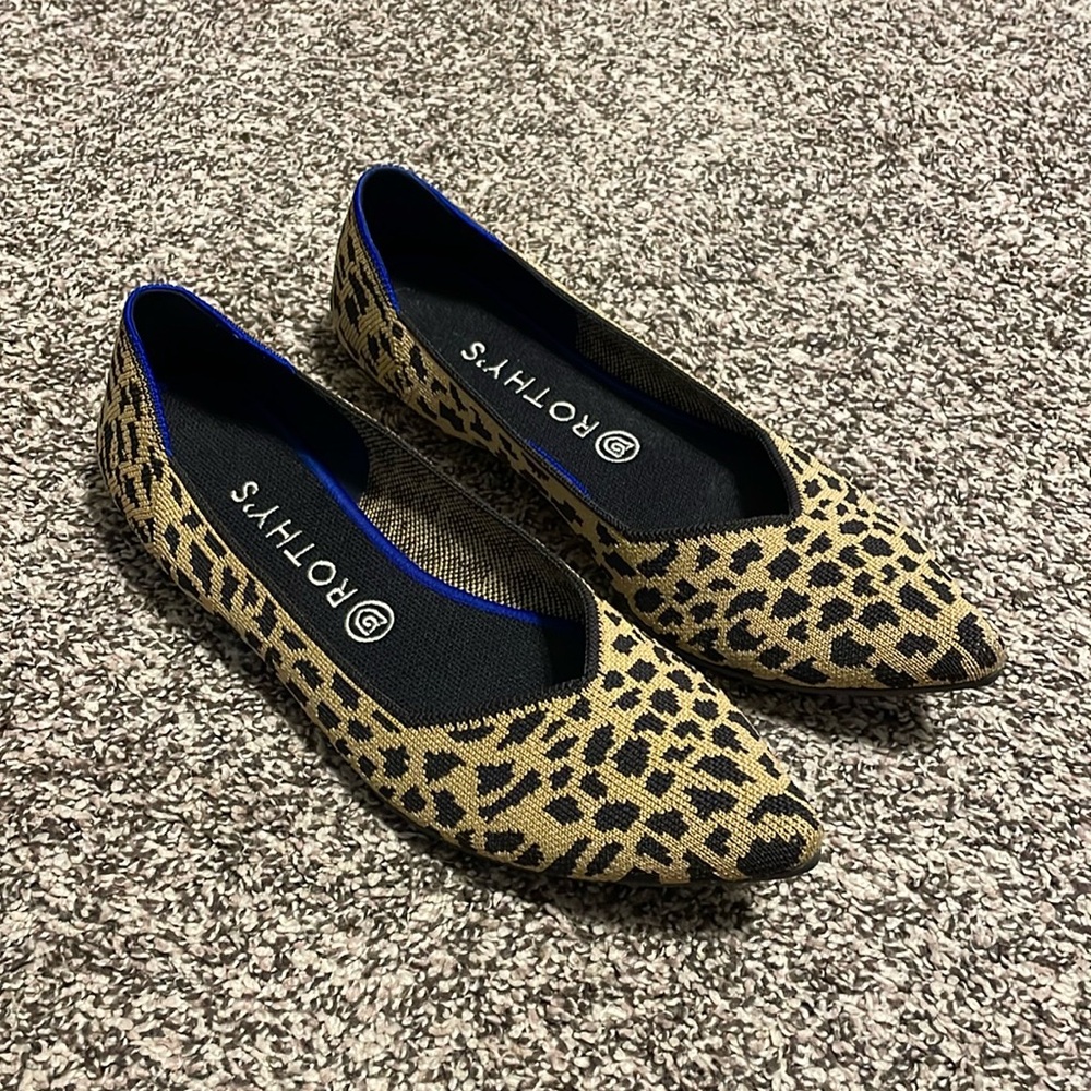 Rothy’s The Point Animal Print Size 11